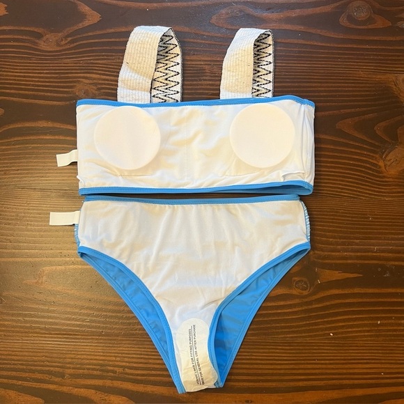 NEW Two-piece Bikini Boho Blue White Bandeau Top High Rise Swimsuit Size Large - Picture 10 of 11